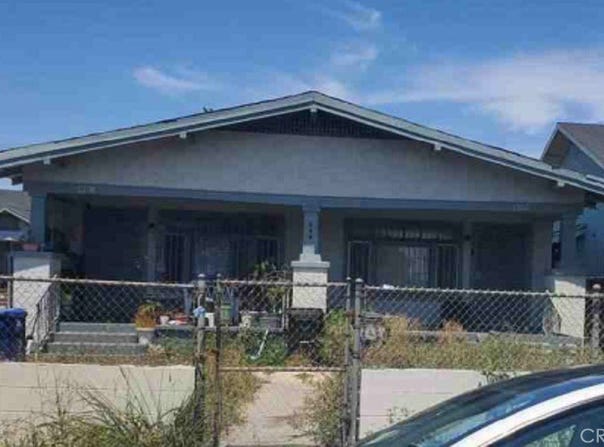 859 W 54th Street, Los Angeles, CA 90037