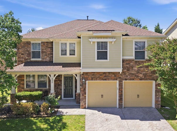 635 Piper Stream Circle, Cary, NC 27519