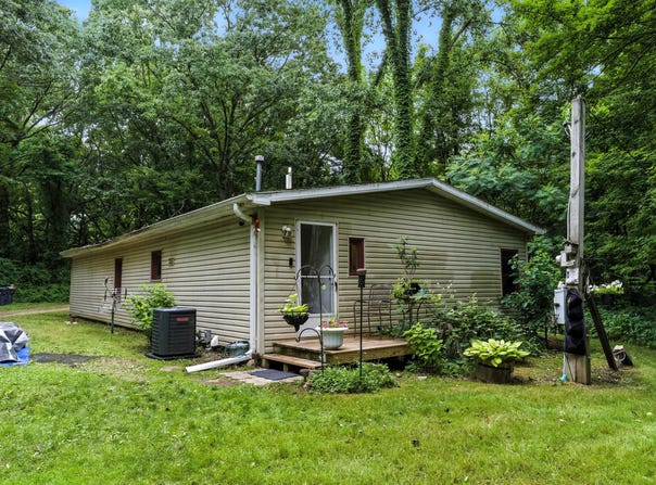 15264 E Michigan Avenue, Galesburg, MI 49053