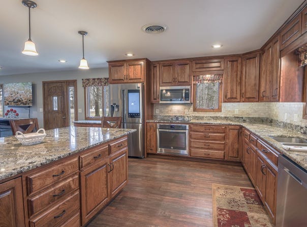 43453 105th Avenue, Holdingford, MN 56340