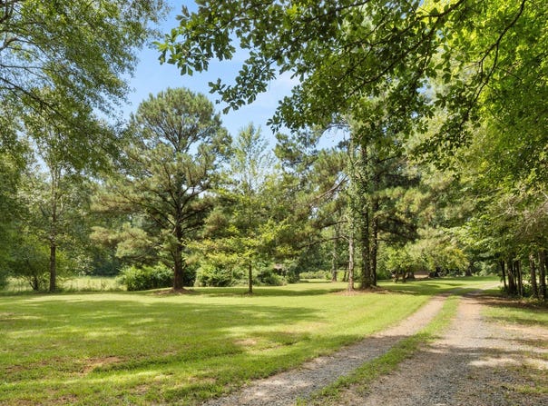 249 Jubilique Ln, Many, LA 71449