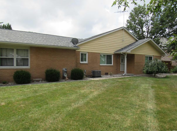 2304 EXECUTIVE Drive, Kokomo, IN 46902