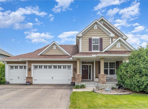 8831 Reflections Road, Chanhassen, MN 55317