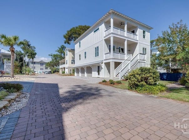 4 River Oak Lane, Tybee Island, GA 31328