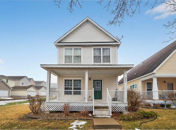 2897 Mark Twain Drive, Chaska, MN 55318