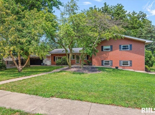 2929 Cider Mill Lane, Springfield, IL 62702