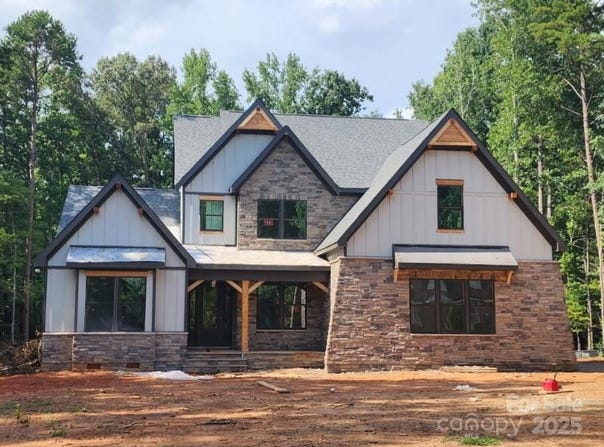 2410 Cherrywood Lane, Matthews, NC 28104