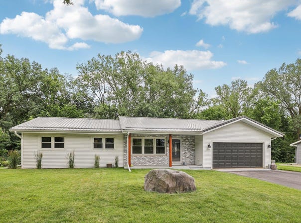 223 Acker Parkway, DeForest, WI 53532-1002