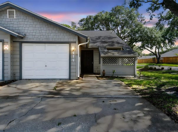 39650 US HIGHWAY 19 N, TARPON SPRINGS, FL 34689