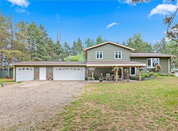 4480 253rd Avenue NW, Isanti, MN 55040