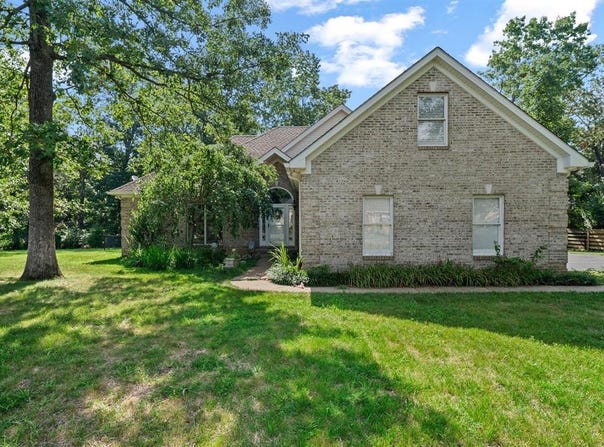 3407 Red Oak Drive, Bowling Green, KY 42104