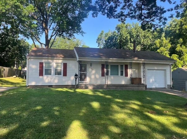 7530 Pawnee Street, Prairie Village, KS 66208