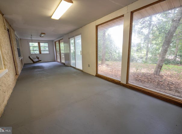 160 STONEY BANK ROAD, GLEN MILLS, PA 19342