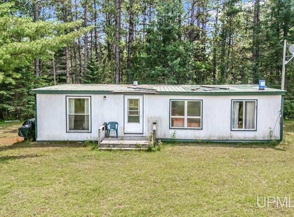 N10041 CO RD 577, Stephenson, MI 49887