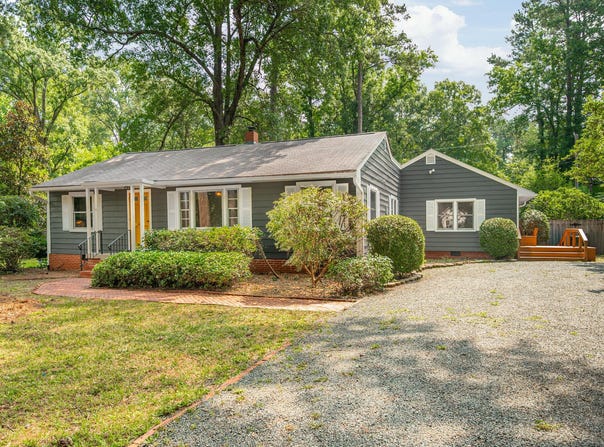 60 Oakwood Drive, Chapel Hill, NC 27517