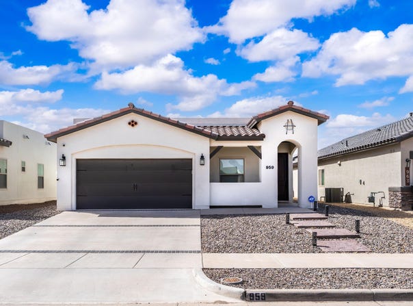 959 Bicknor Place, El Paso, TX 79928