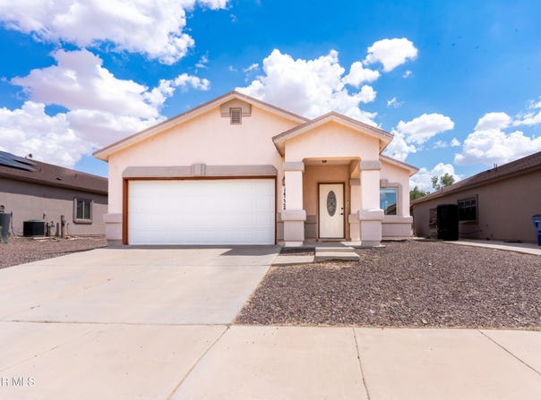 14332 Owl Point Avenue, El Paso, TX 79938