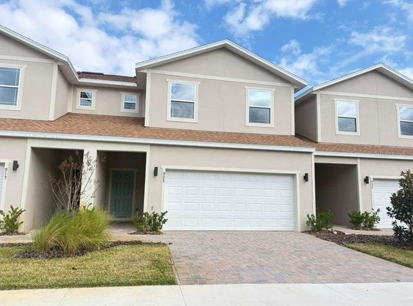 925 LAKEFRONT VILLAGE DRIVE, CLERMONT, FL 34711