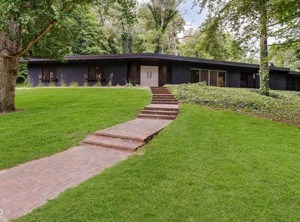 701 Hawthorn Road, New Castle, IN 47362