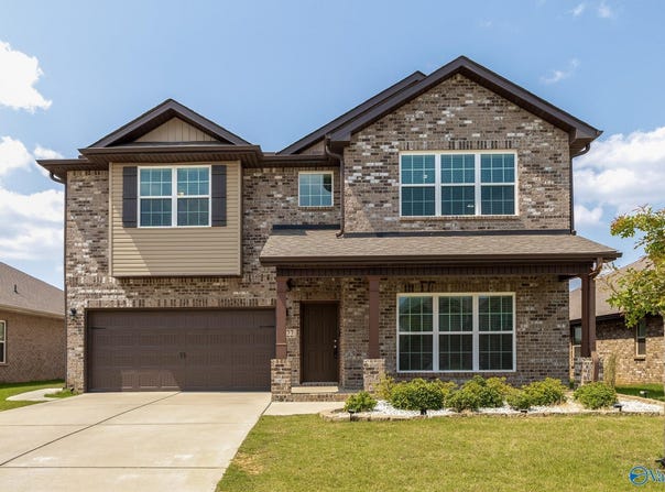 122 Sage Oak Drive, Priceville, AL 35603