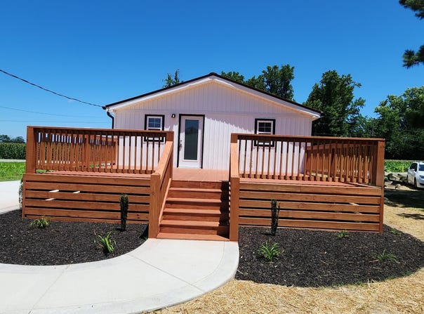 2040 Arrowhead Road, Dunn, NC 28334
