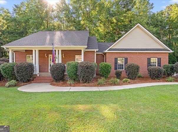 121 Brandy Chase, Carrollton, GA 30117