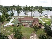 220 Lake Shore Drive, Alma, GA 31510