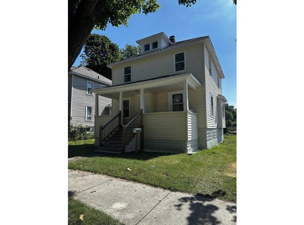 1317 John Street, Kalamazoo, MI 49001
