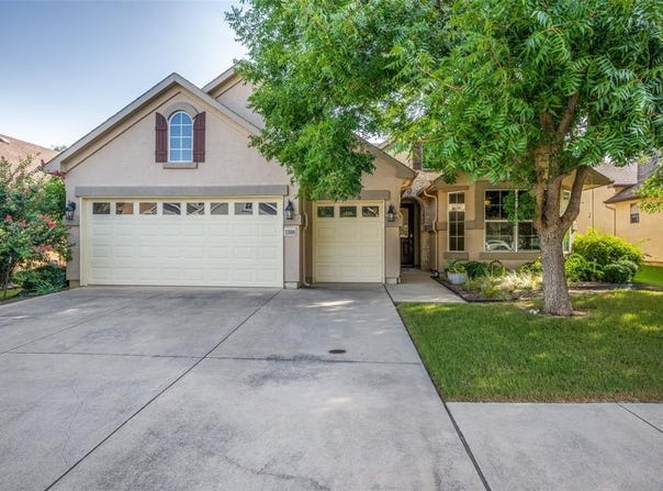 11800 Southerland Drive, Denton, TX 76207
