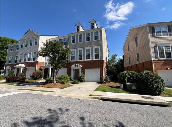 3914 Howell Park Road, Duluth, GA 30096