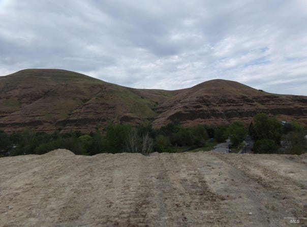 249 Snyder Lane, Asotin, WA 99402