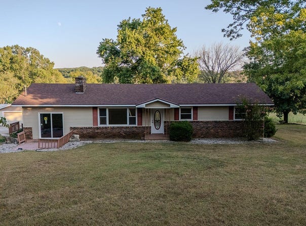 130 Church Street, Bradleyville, MO 65614