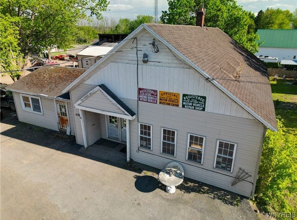 11300 Ridge Road, Ridgeway, NY 14103