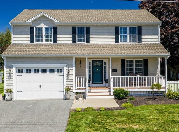 37 Luke St, New Bedford, MA 02740