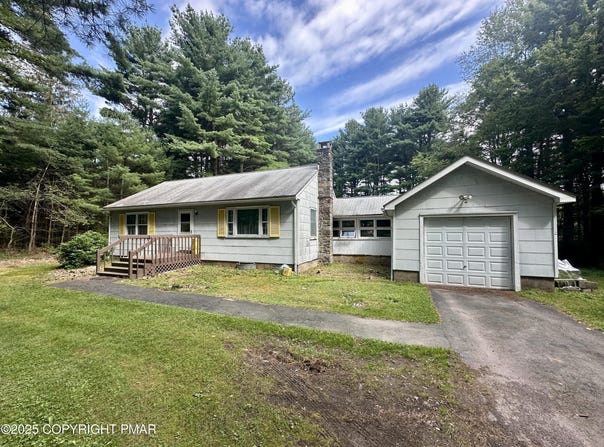 5287 Pocono Crest Road, Pocono Pines, PA 18350