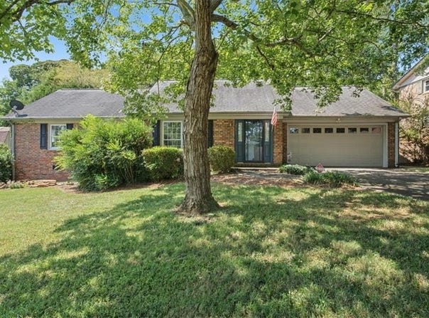 2781 Fernvalley Road, Marietta, GA 30066