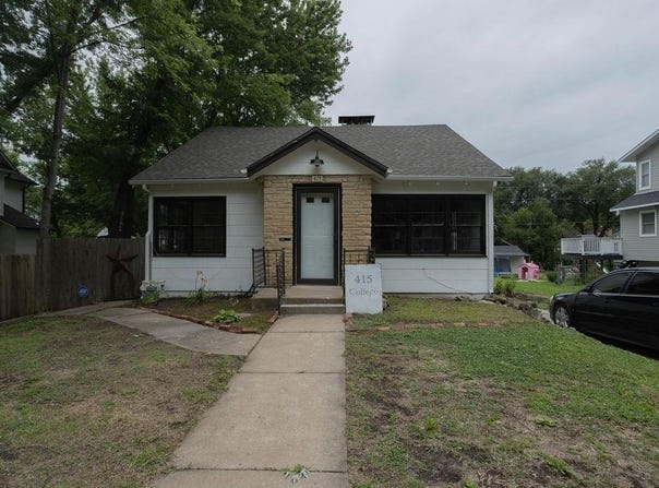 415 College, Winfield, KS 67156