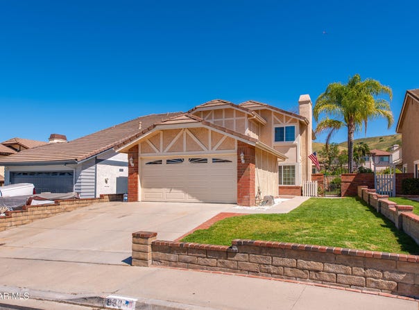 830 Devon Court, Simi Valley, CA 93065
