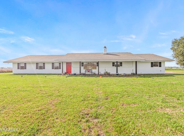 1422 E Maple Avenue, Eunice, LA 70535
