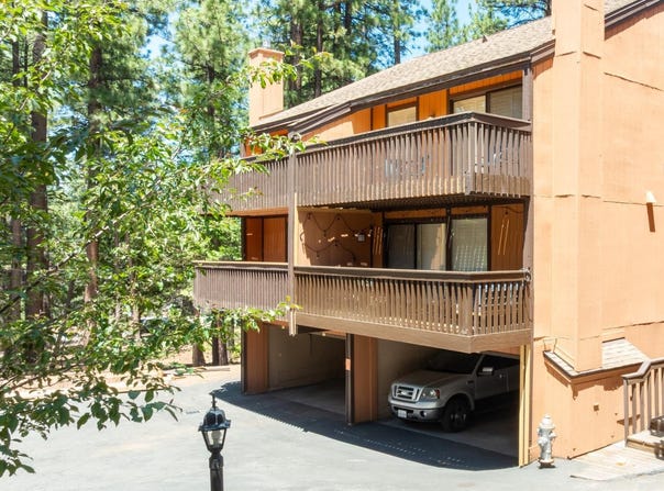 1439 Ski Run Boulevard, South Lake Tahoe, CA 96150