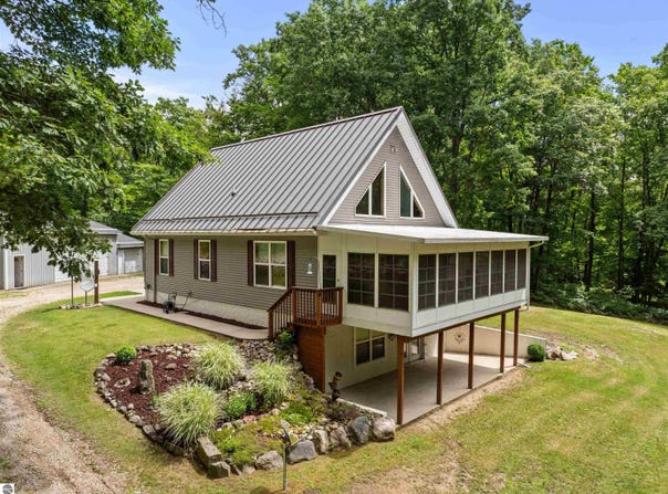 5947 175th Avenue, Reed City, MI 49677