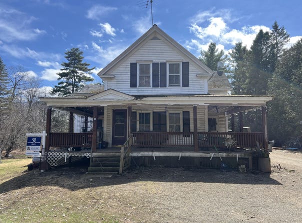 87 Monroe Highway, Brooks, ME 04921