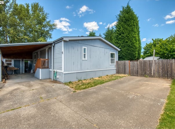 1949 SE PALMQUIST Rd, Gresham, OR 97080