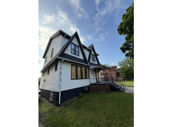15860 Tuller Street, Detroit, MI 48238