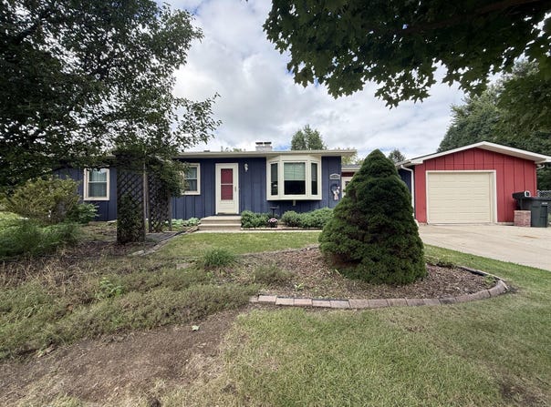 12328 W Walker St, West Allis, WI 53214