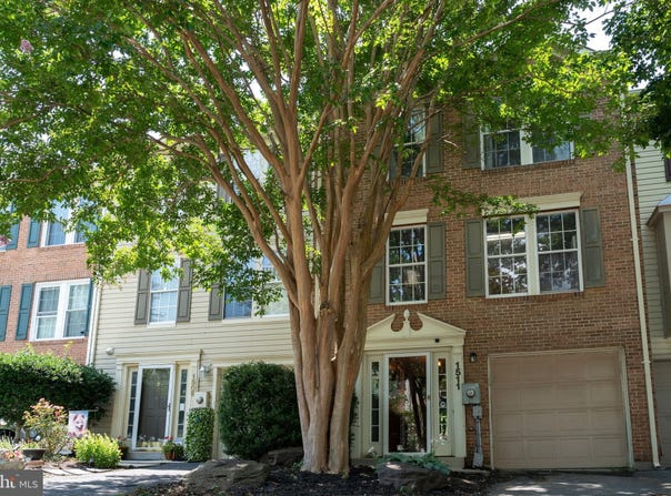 1511 BEVERLY COURT, FREDERICK, MD 21701