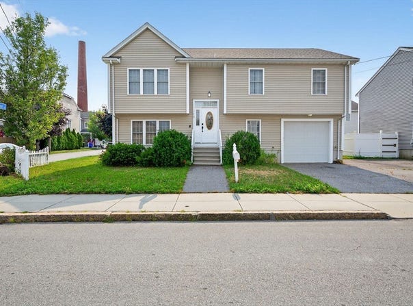 172 Stevens St, Fall River, MA 02721
