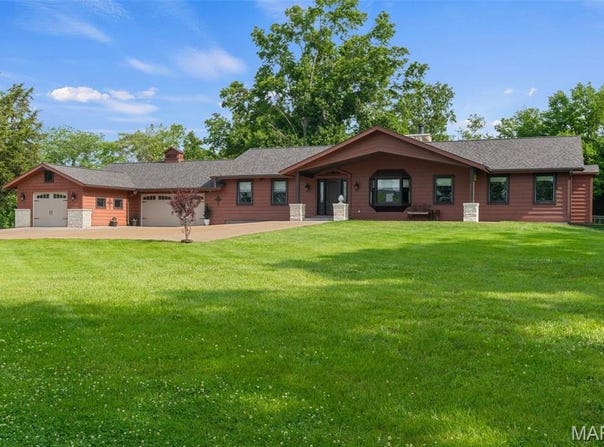 19001 Highway 66, Pacific, MO 63069