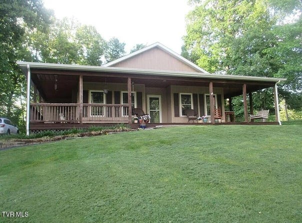 123 Rose Hill Drive, Lebanon, VA 24266