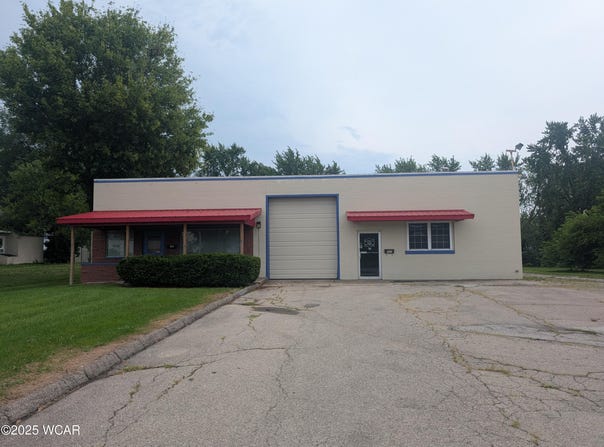 885-887 Delphos Avenue, Lima, OH 45801